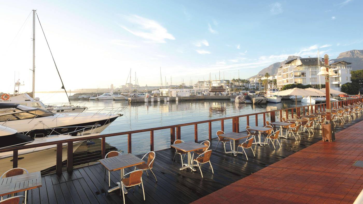 Radisson-Blu-Hotel-Waterfront-Restaurant-68