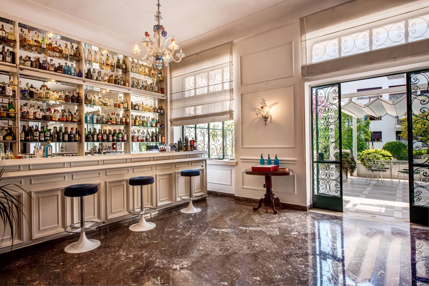 Majestic-Palace-Bar-53