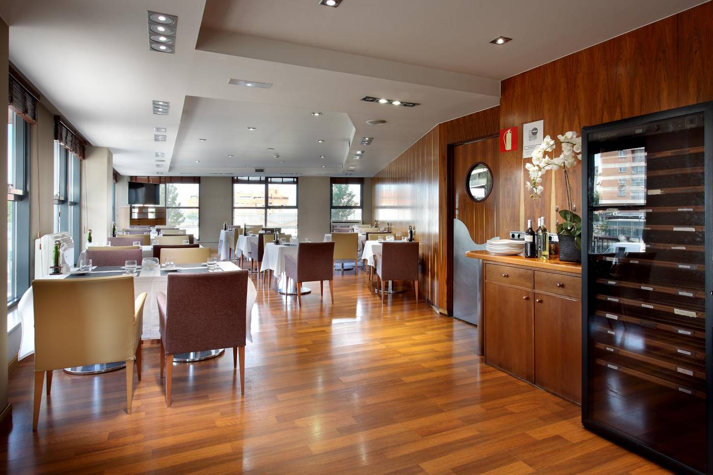 Exe-Plaza-Restaurant-44