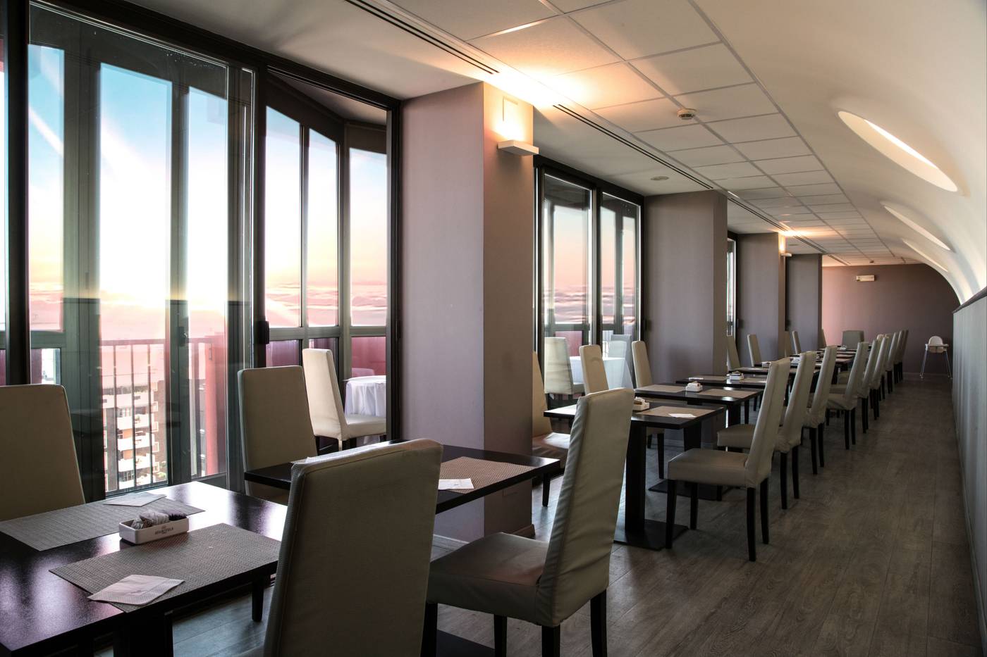 Atahotel-Contessa-Jolanda-Residence-Restaurant-8