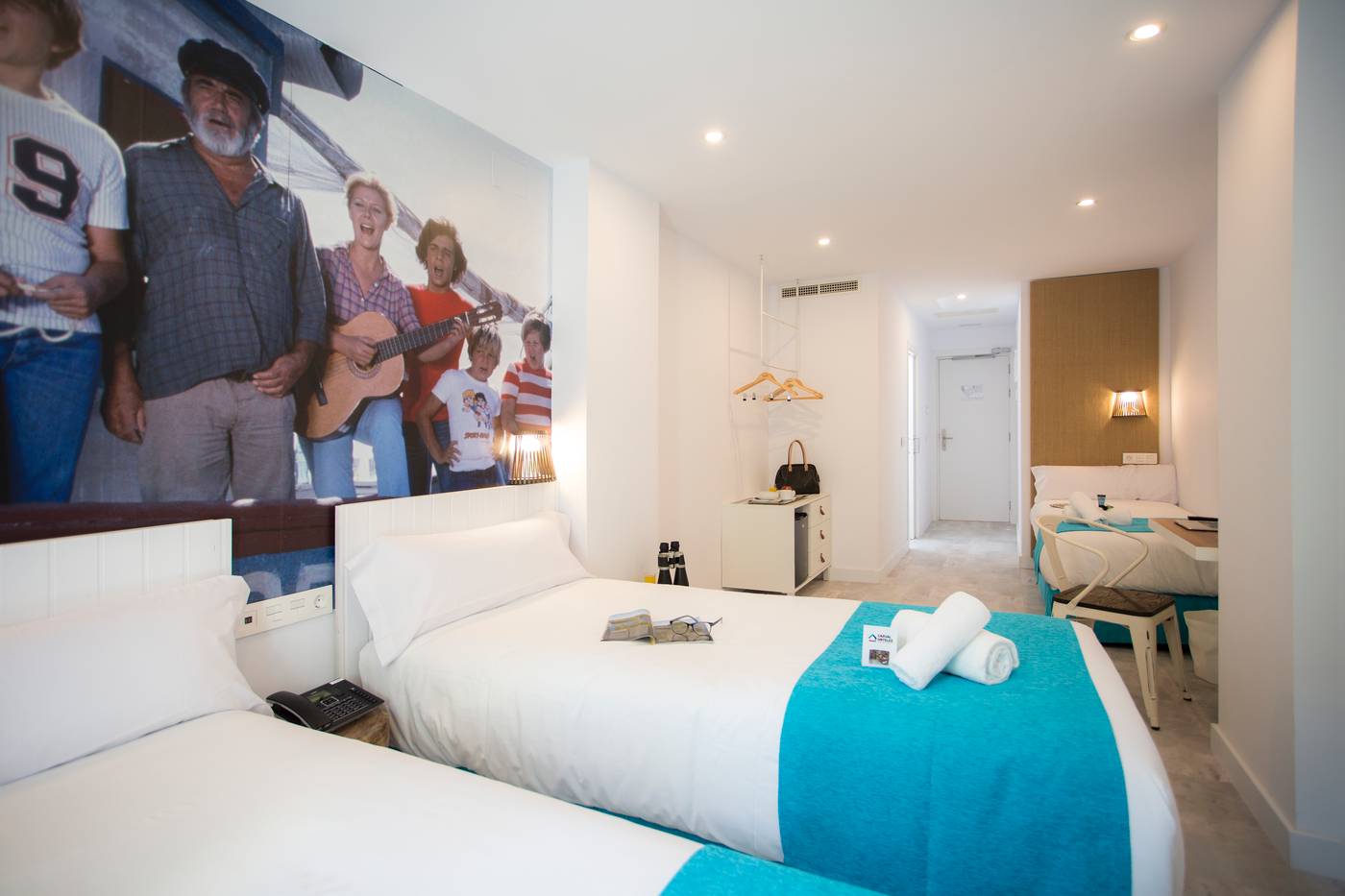 Casual-del-Mar-Malaga-Room-44