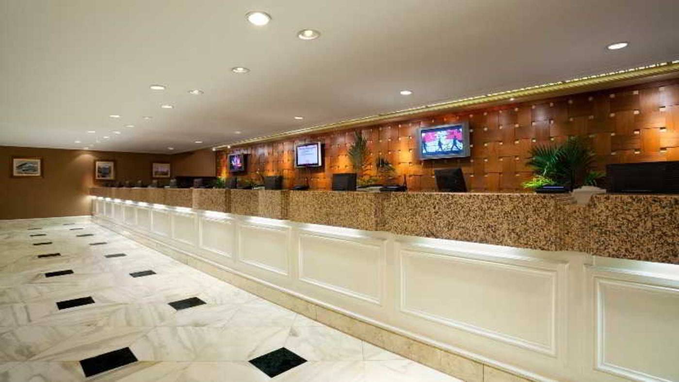 FLAMINGO-LAS-VEGAS-Lobby-25
