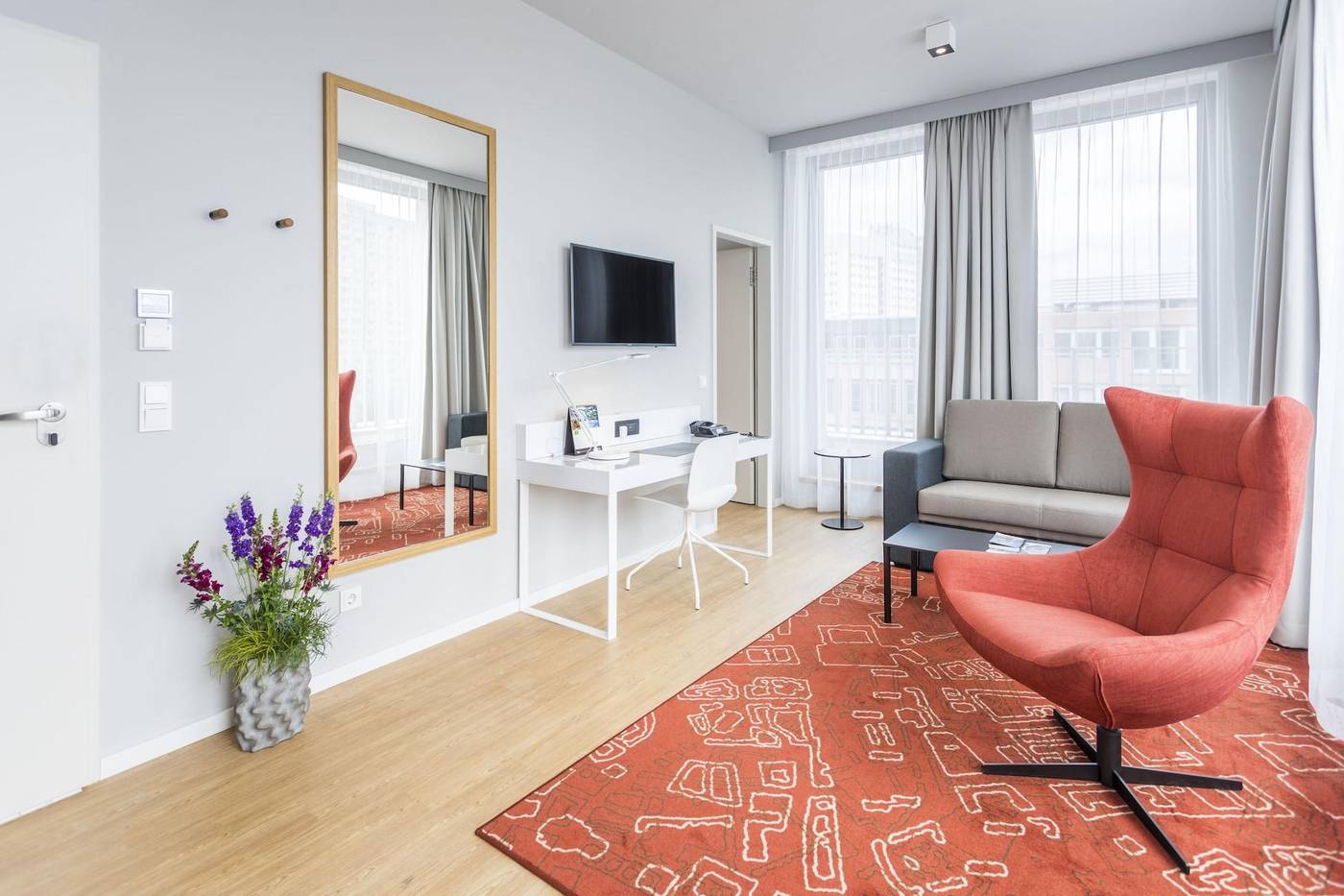 Capri-By-Fraser-Berlin-Room-7