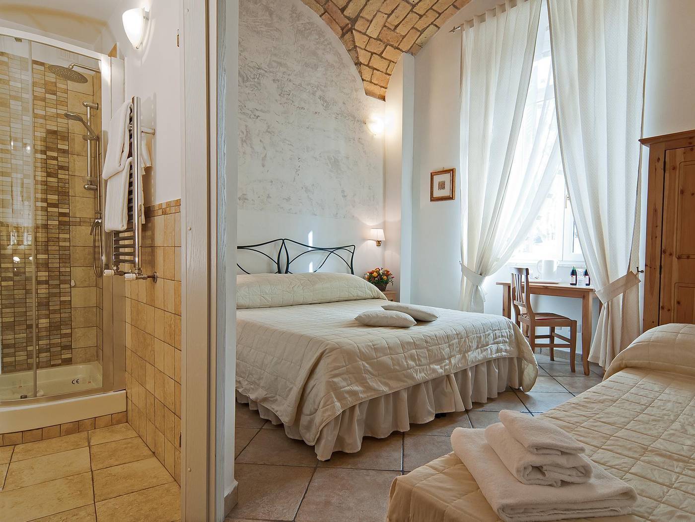 Relais-Le-Clarisse-Room-12