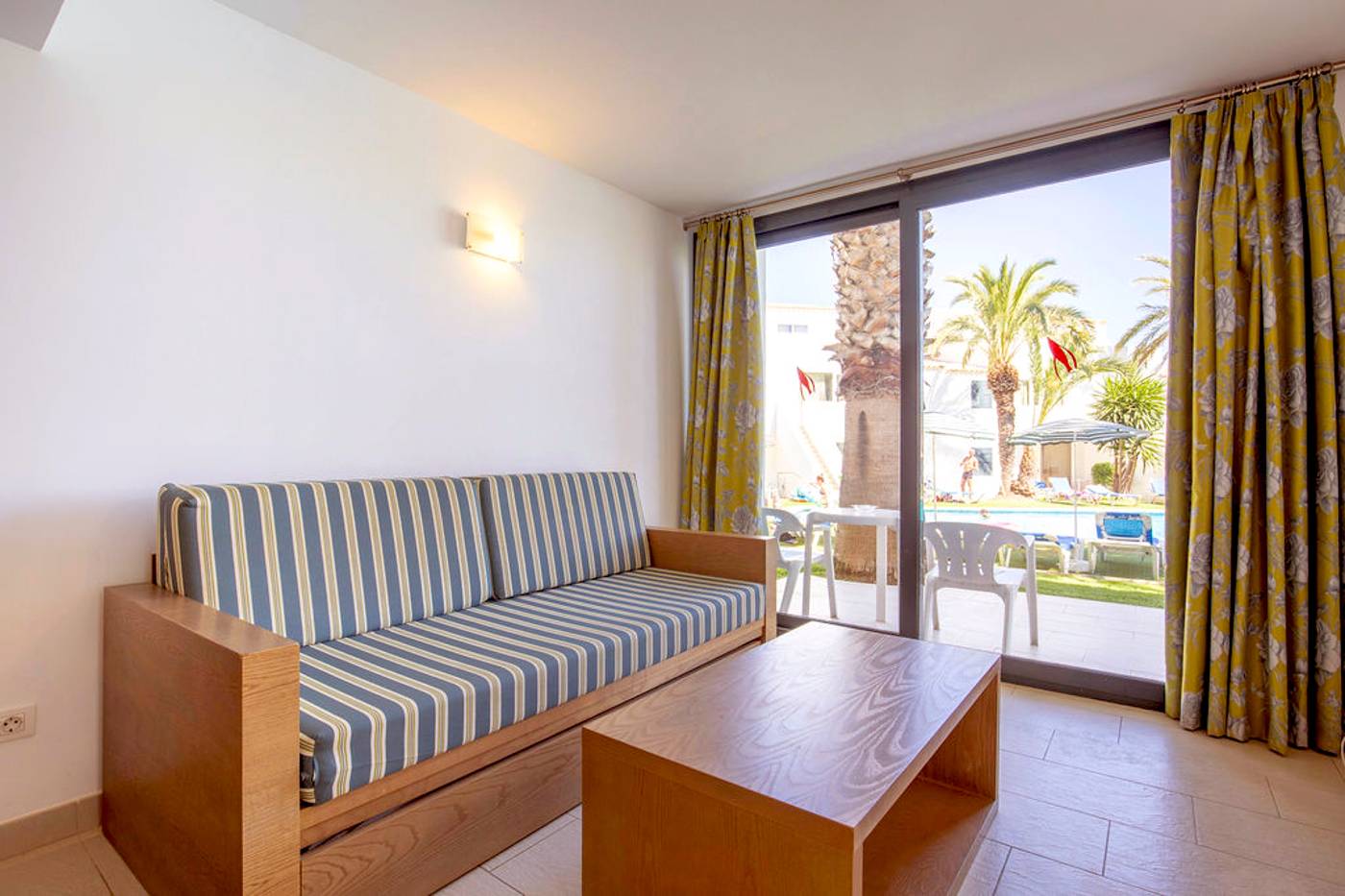 Vacances Menorca Blanc Cottage