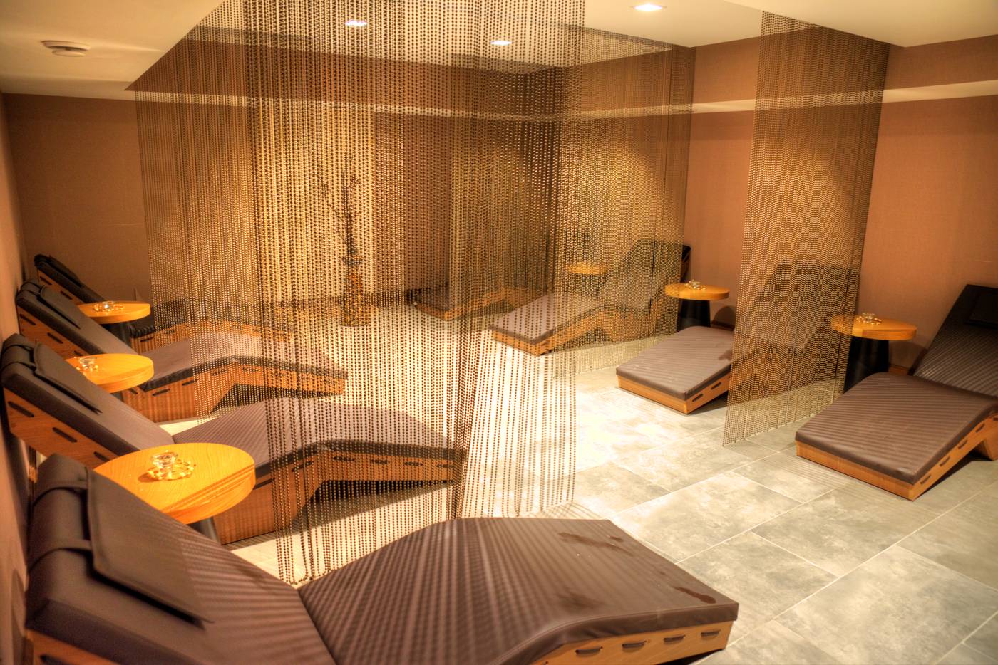 Le-Bleu---Hotel-Resort-Sports-and-Entertainment-61