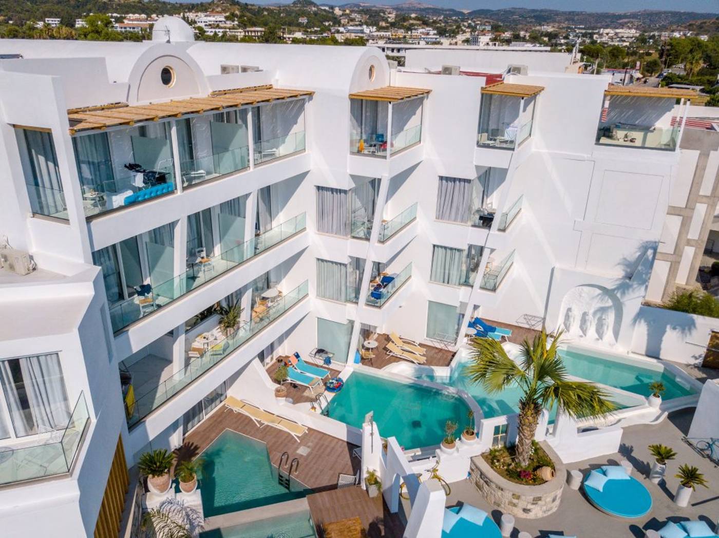 Kouros-Home---Adults-Only--16---General-view-1