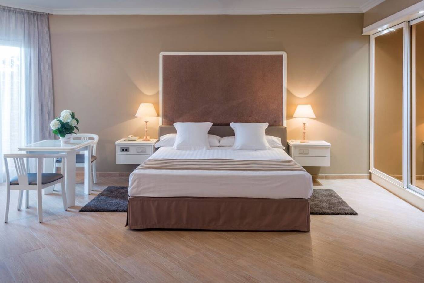 Mas-Gallau-Room-11