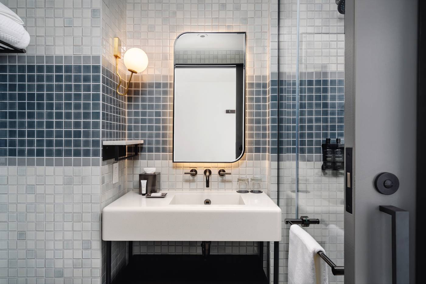 Arlo-Midtown-Times-Square-Room-40