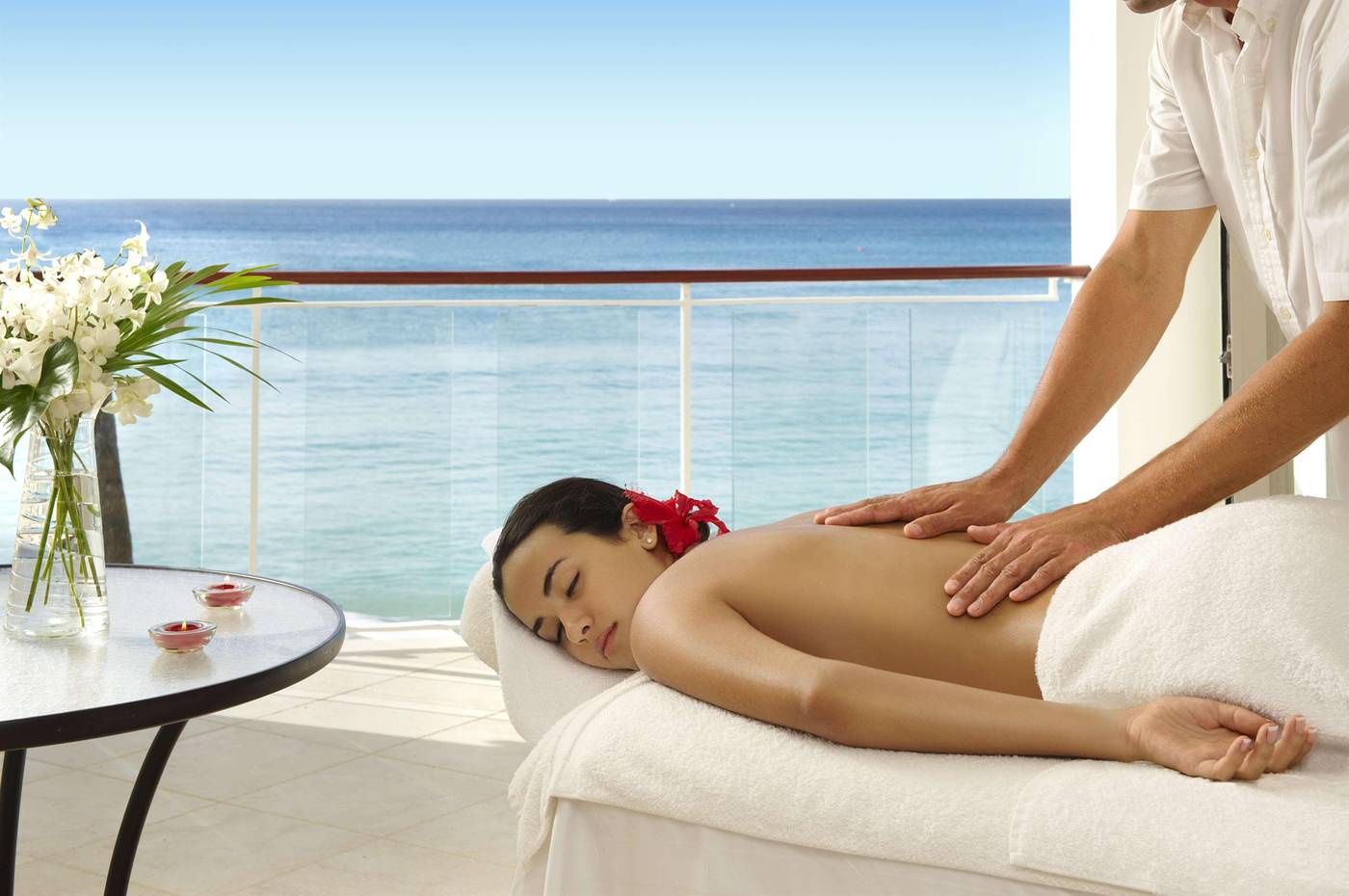 The-Fairmont-Royal-Pavilion-Sports-and-Entertainment-71