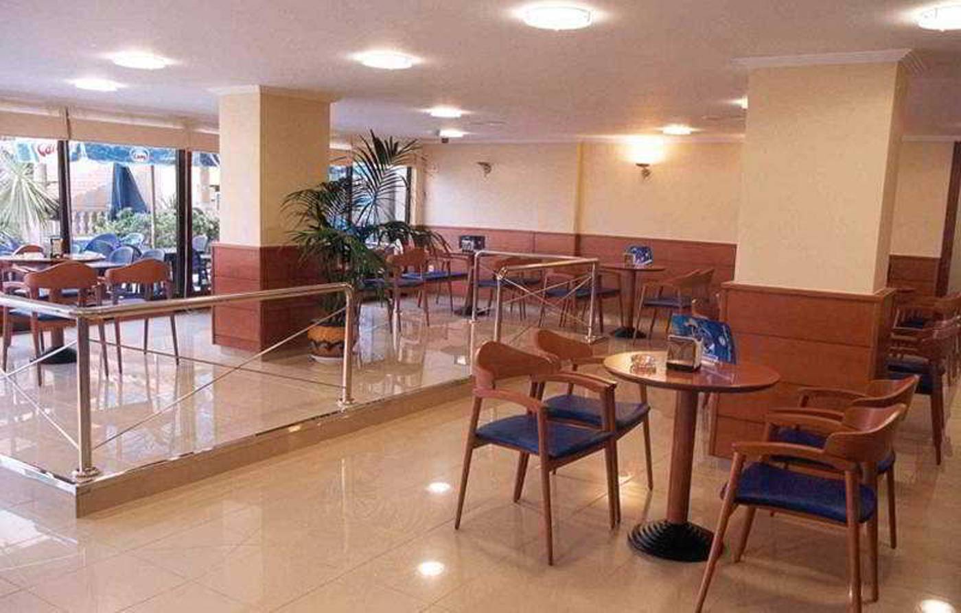 Hotel-Playas-De-Torrevieja-Bar-41