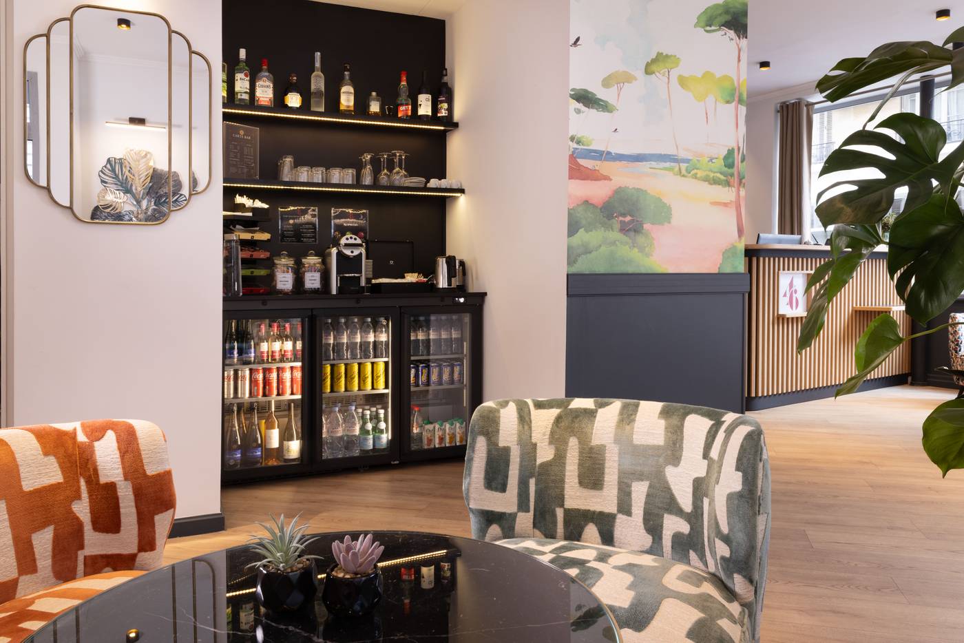 Hotel-Le-46-Lobby-4