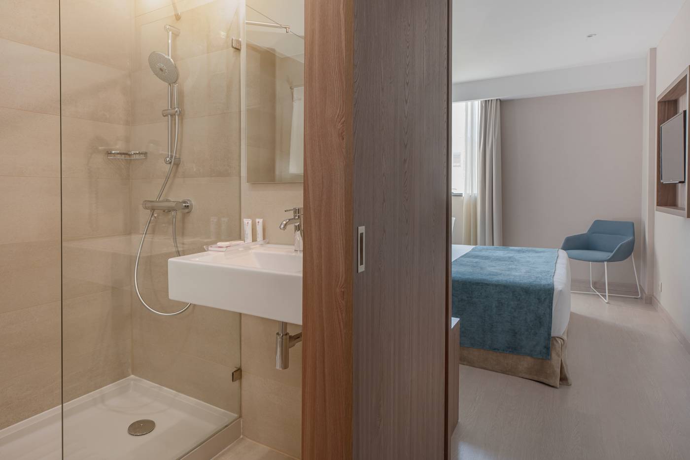 Exe-Saldanha-Room-45