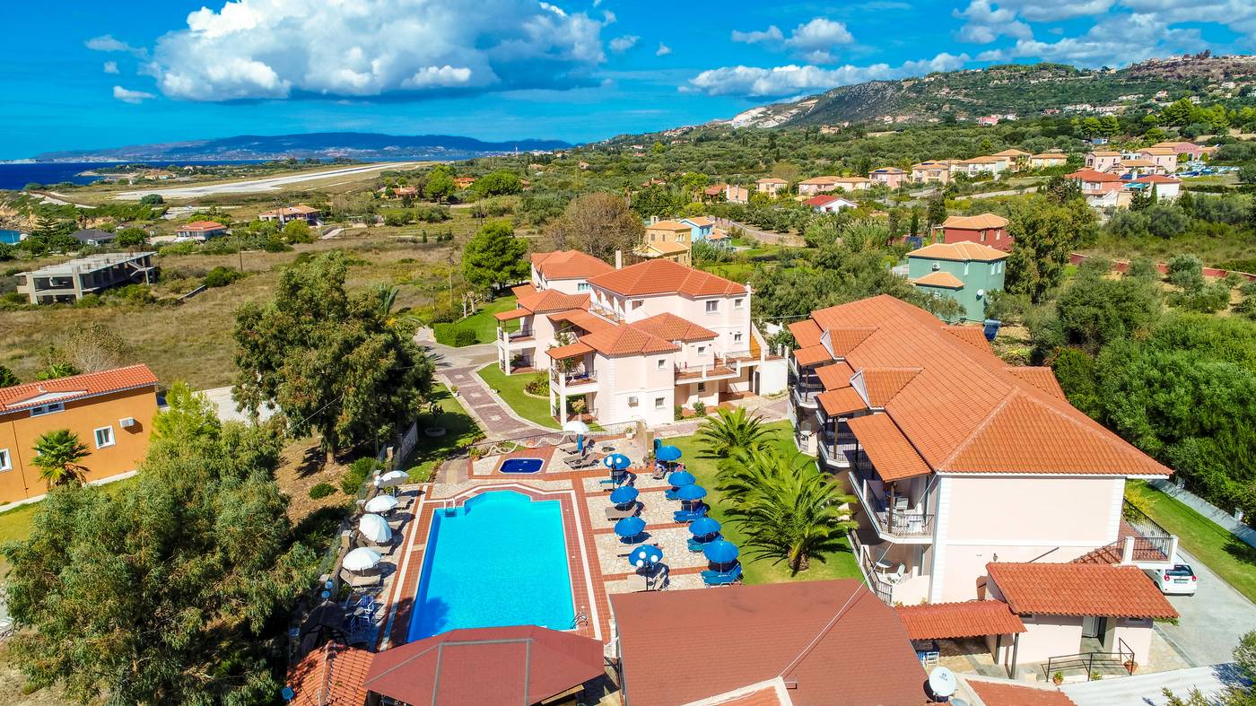 Sotiris-Apartments-Pool-11