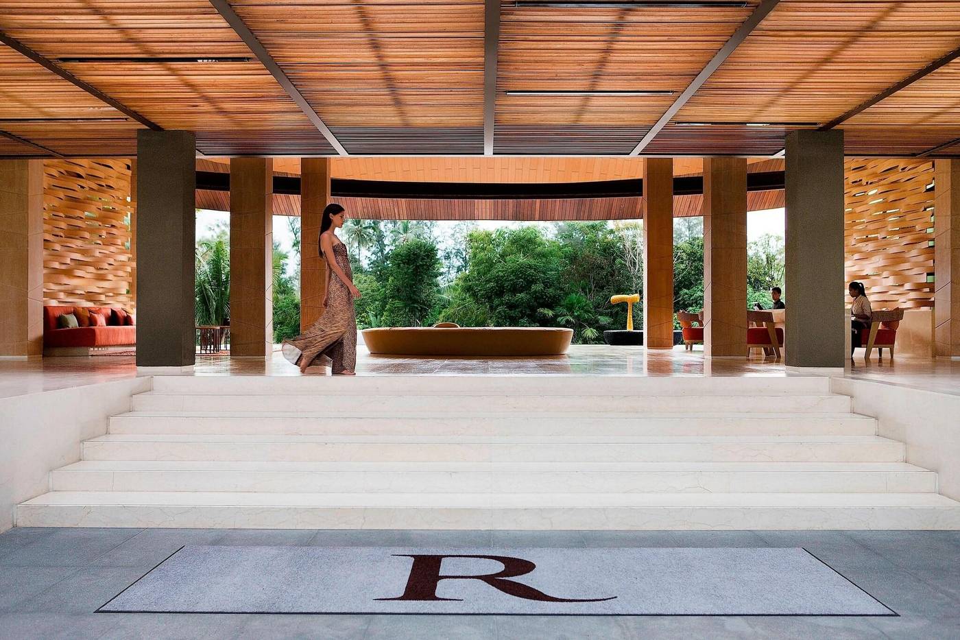 Renaissance-Phuket-Resort---Spa-Lobby-87