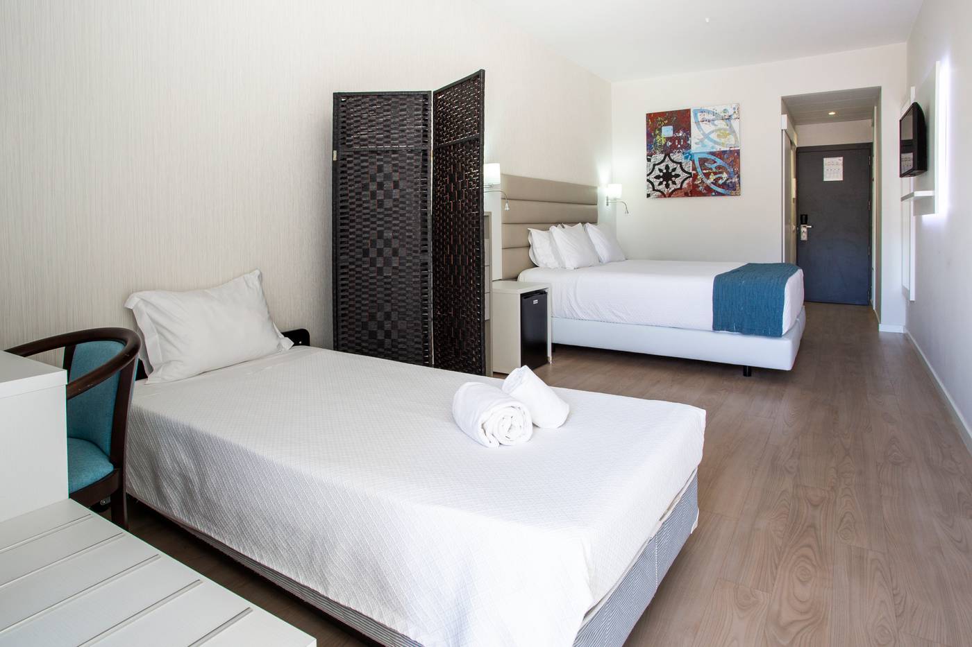 Carvi-Hotel-Room-15