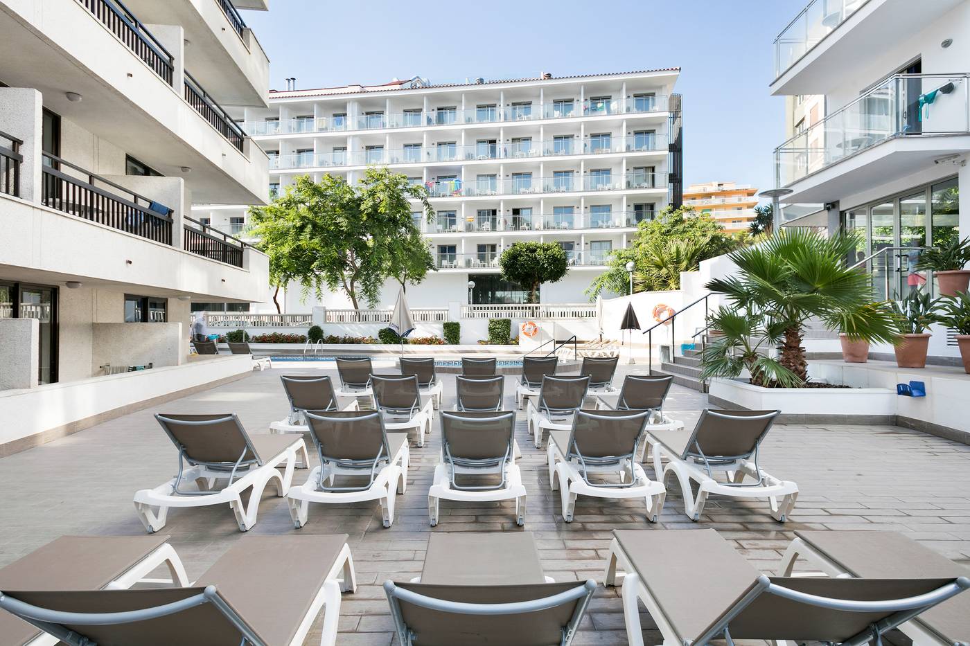 Hotel-Best-Los-Angeles-Pool-10