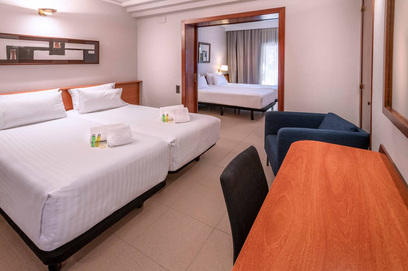 Ciudad-de-Castelldefels-Room-16