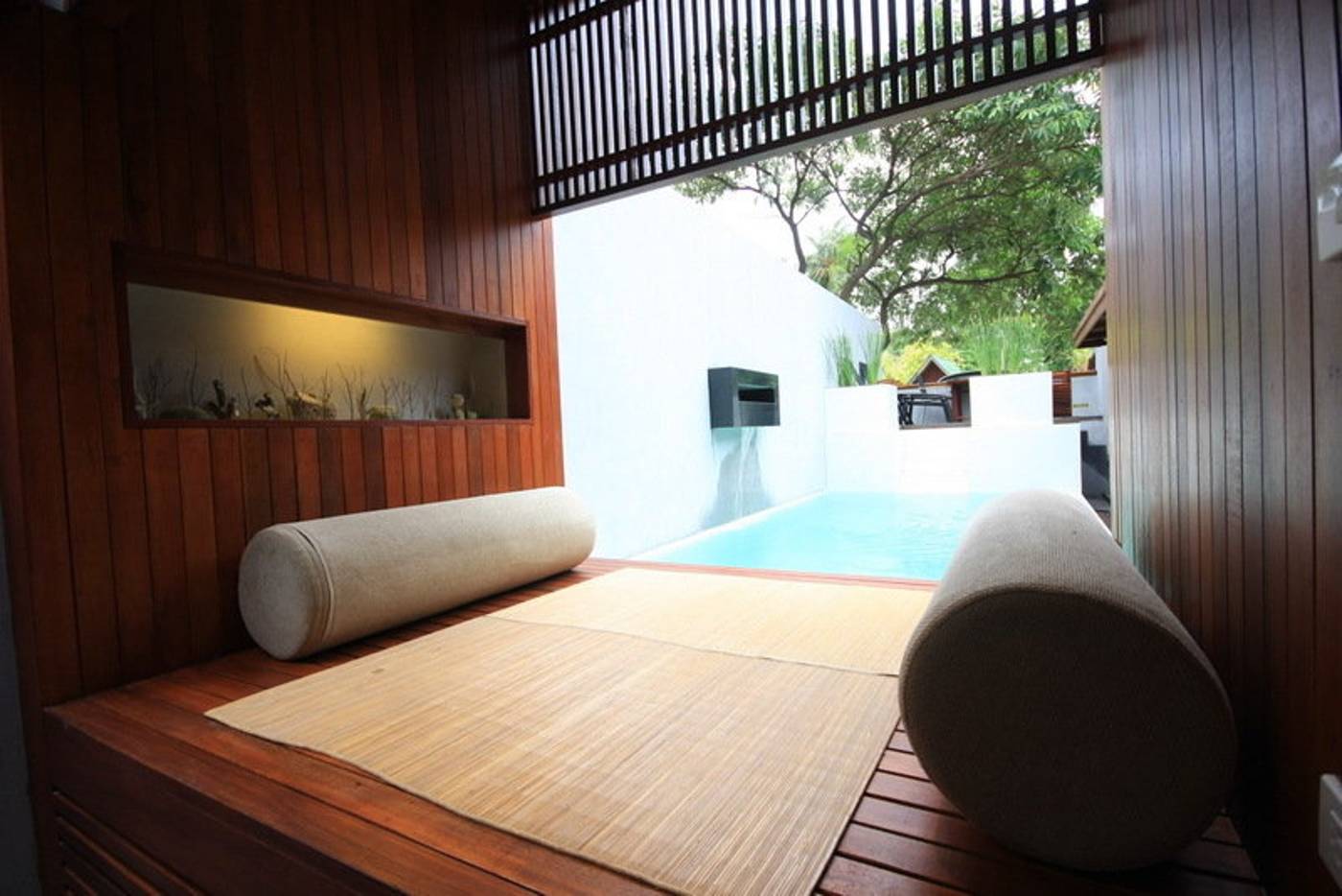 Pao-Jin-Poon-Beach-Front-Villa-Room-18