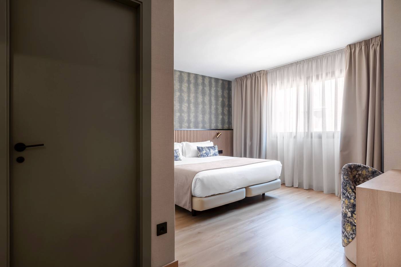 Acta-Piramides-Room-33