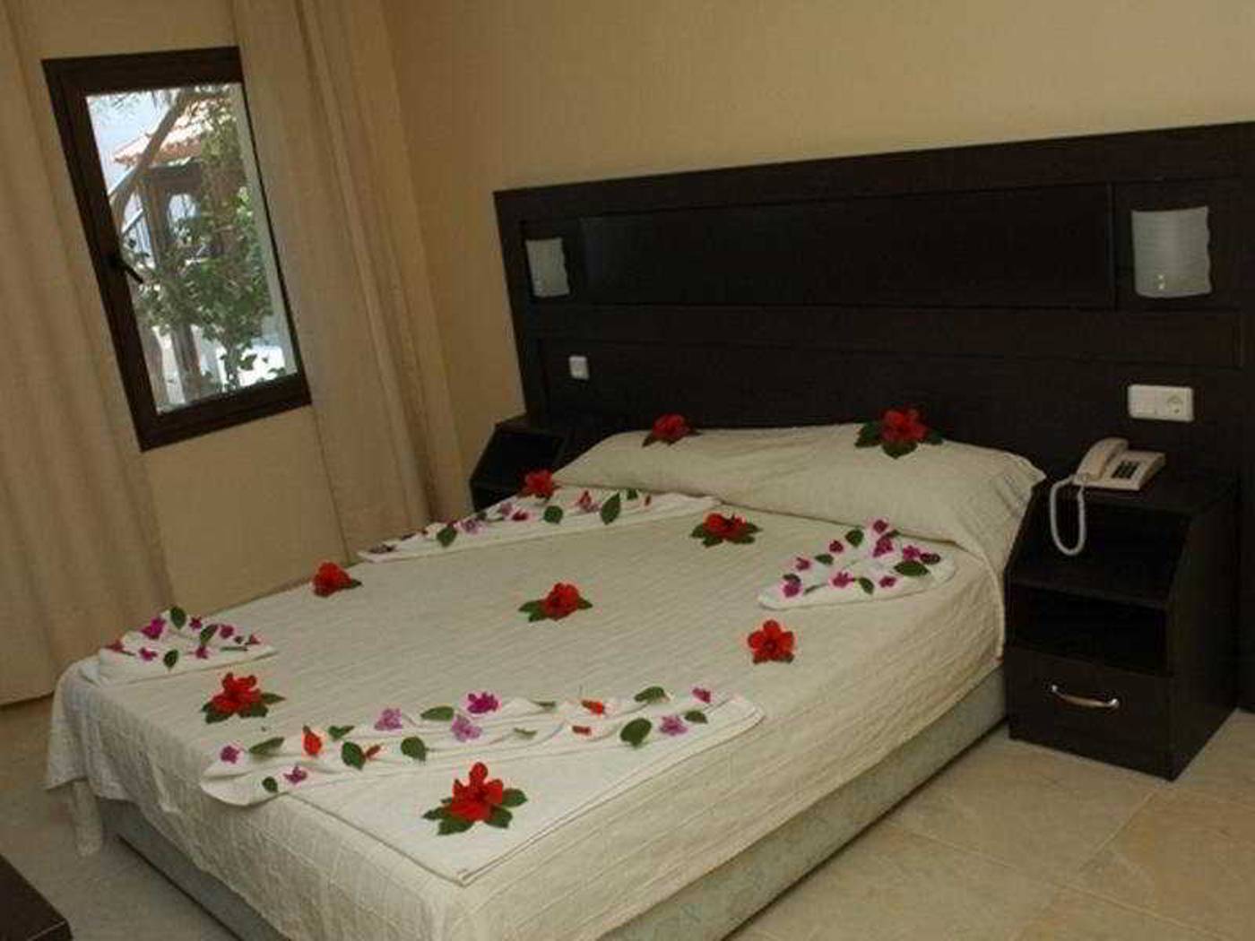 Club-Hotel-Flora-Room-15