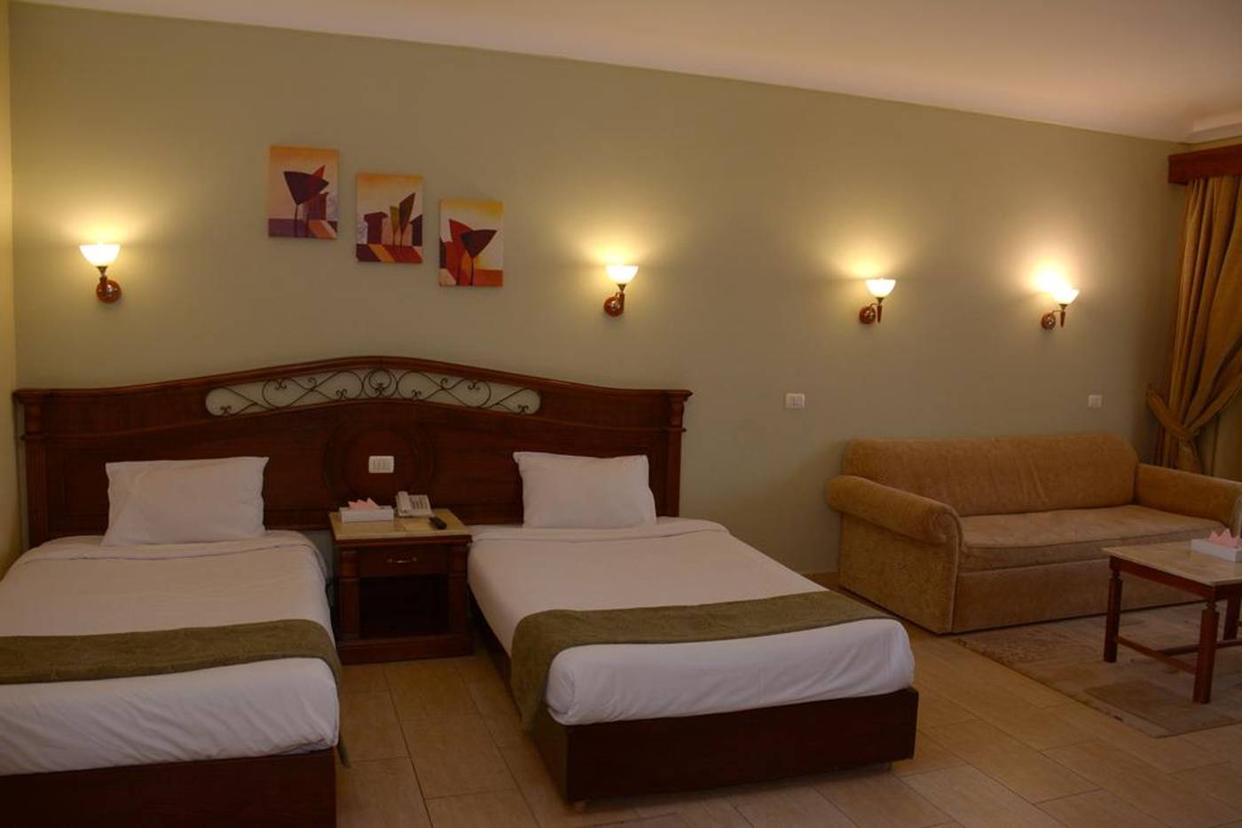 Regency-Plaza-Aqua-Park-and-Spa-Room-30