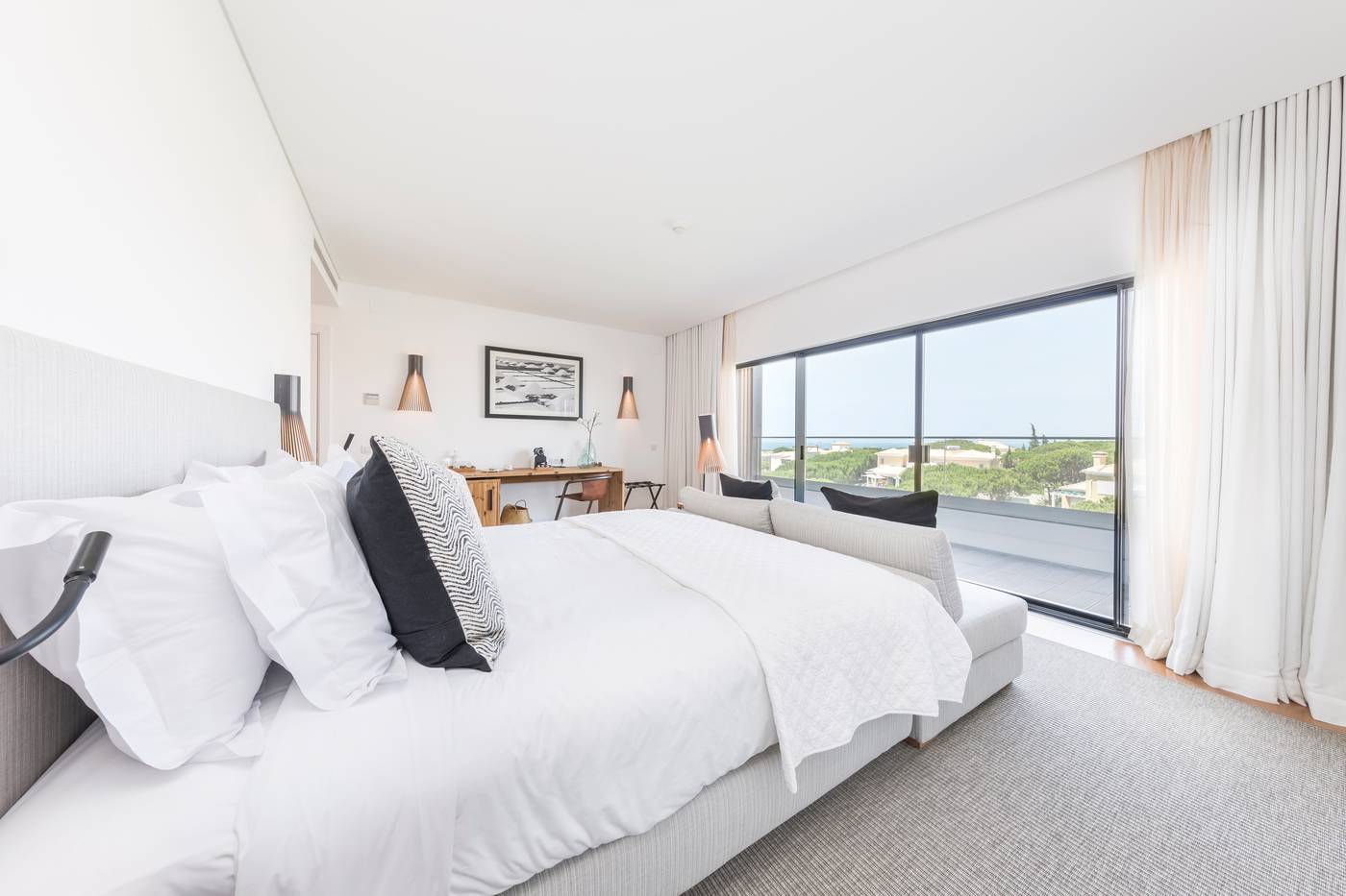 Praia-Verde-Boutique-Hotel---Design-Hotels-Room-16