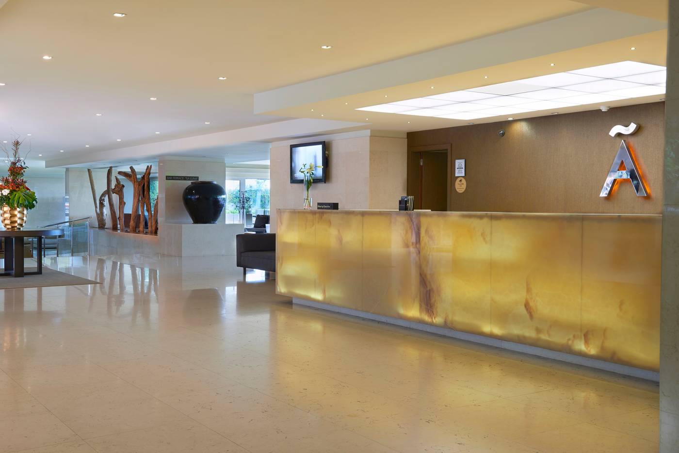 Melia-Madeira-Mare-Lobby-49