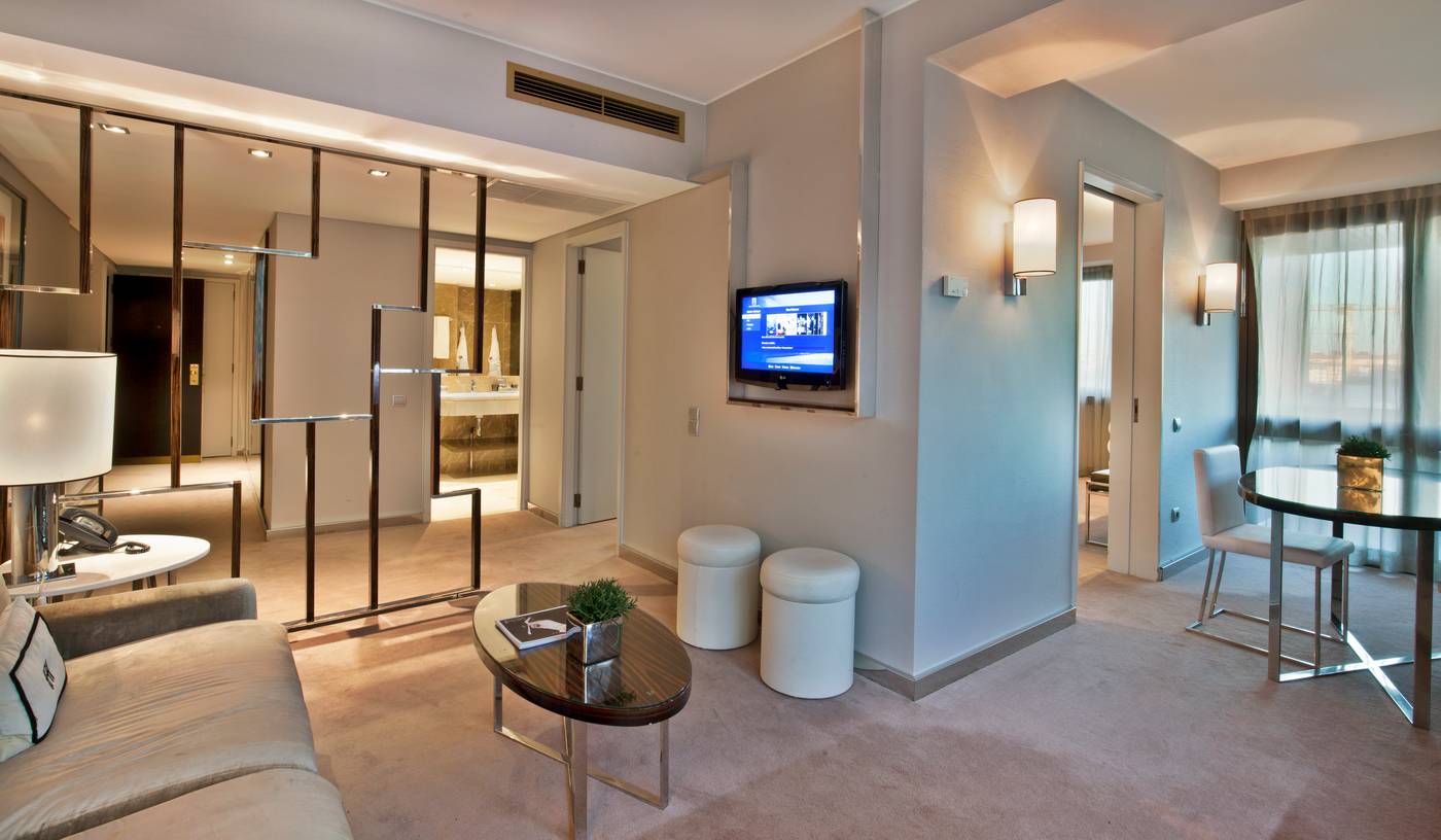 Altis-Grand-Hotel-Room-8