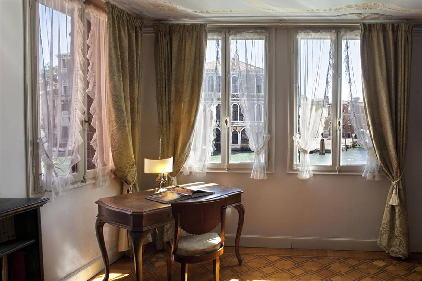 Palazzetto-Pisani-Room-36