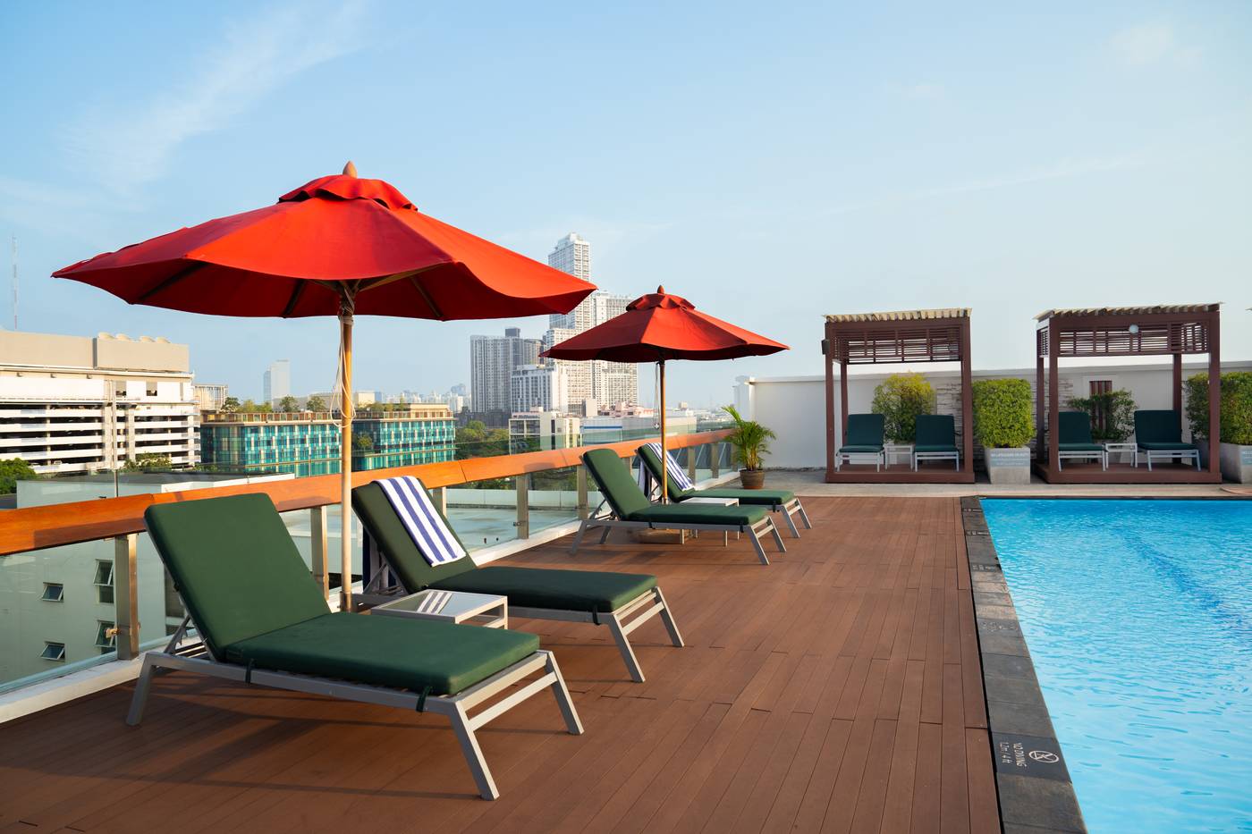 Shama-Petchburi-47-Bangkok-Pool-62