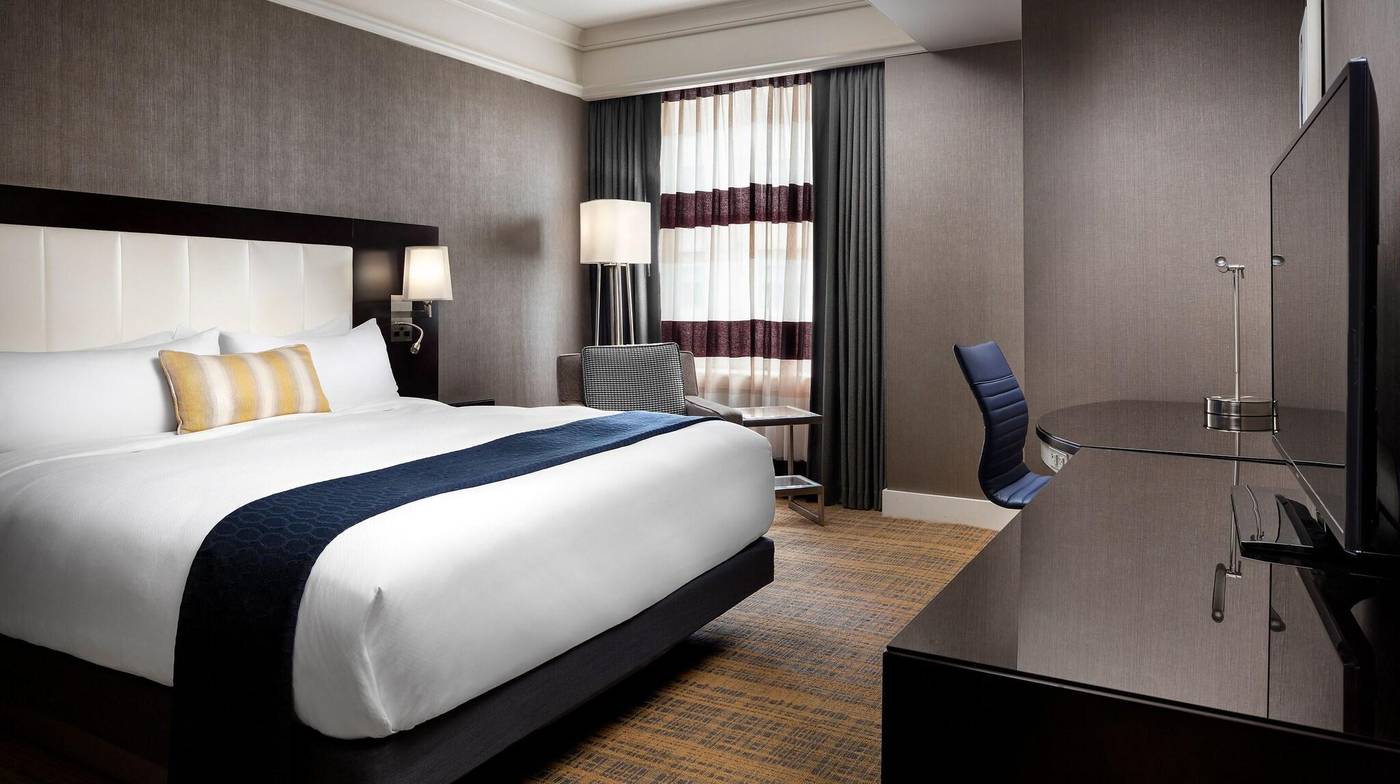 Loews-Boston-Hotel-Room-9