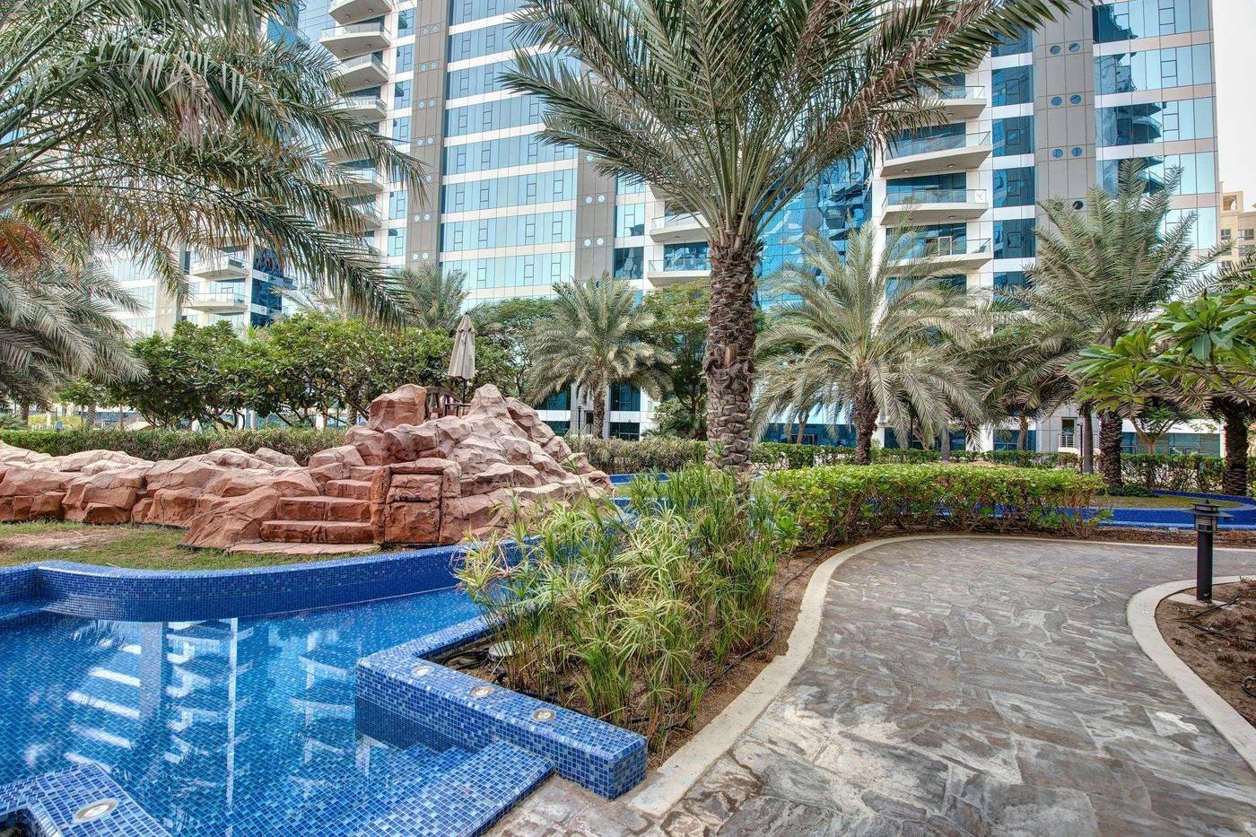 Dukes-The-Palm--a-Royal-Hideaway-Hotel-Pool-13