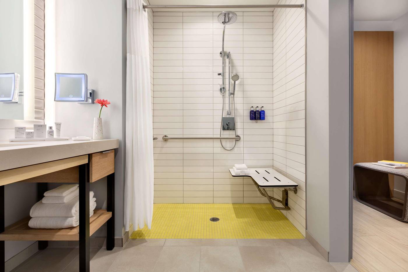 The-Viv-Hotel--Anaheim--a-Tribute-Portfolio-Hotel-Room-44