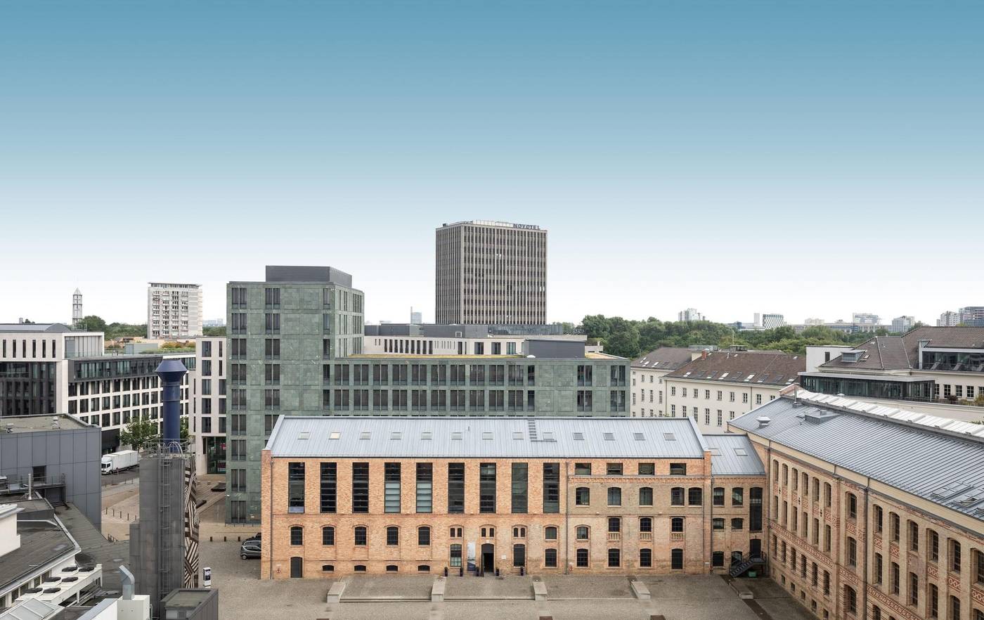 KPM-Hotel---Residences-Room-1