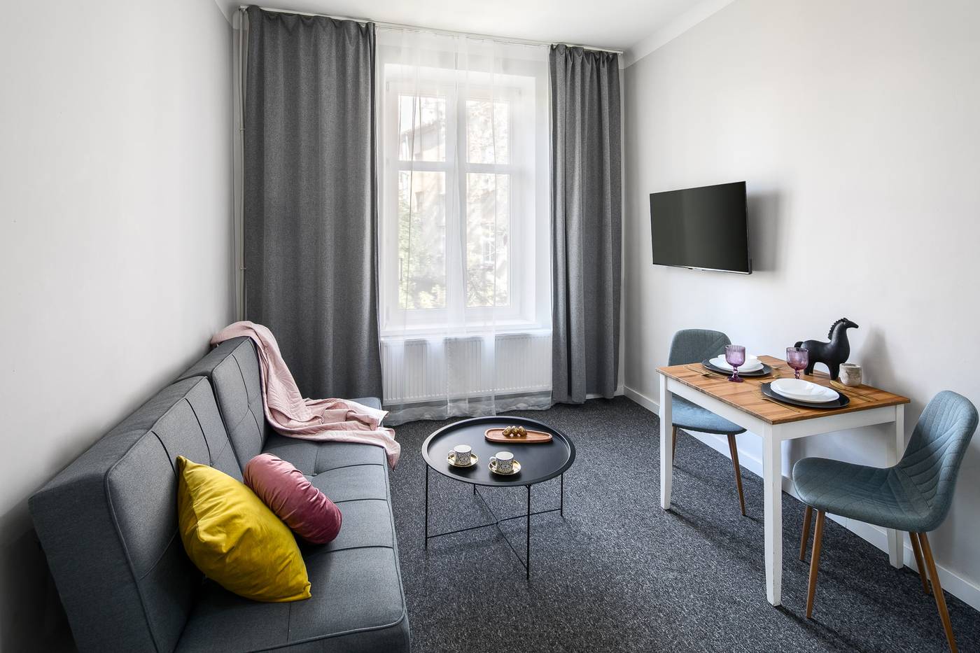 Green-Avenue-Apartments-Room-37