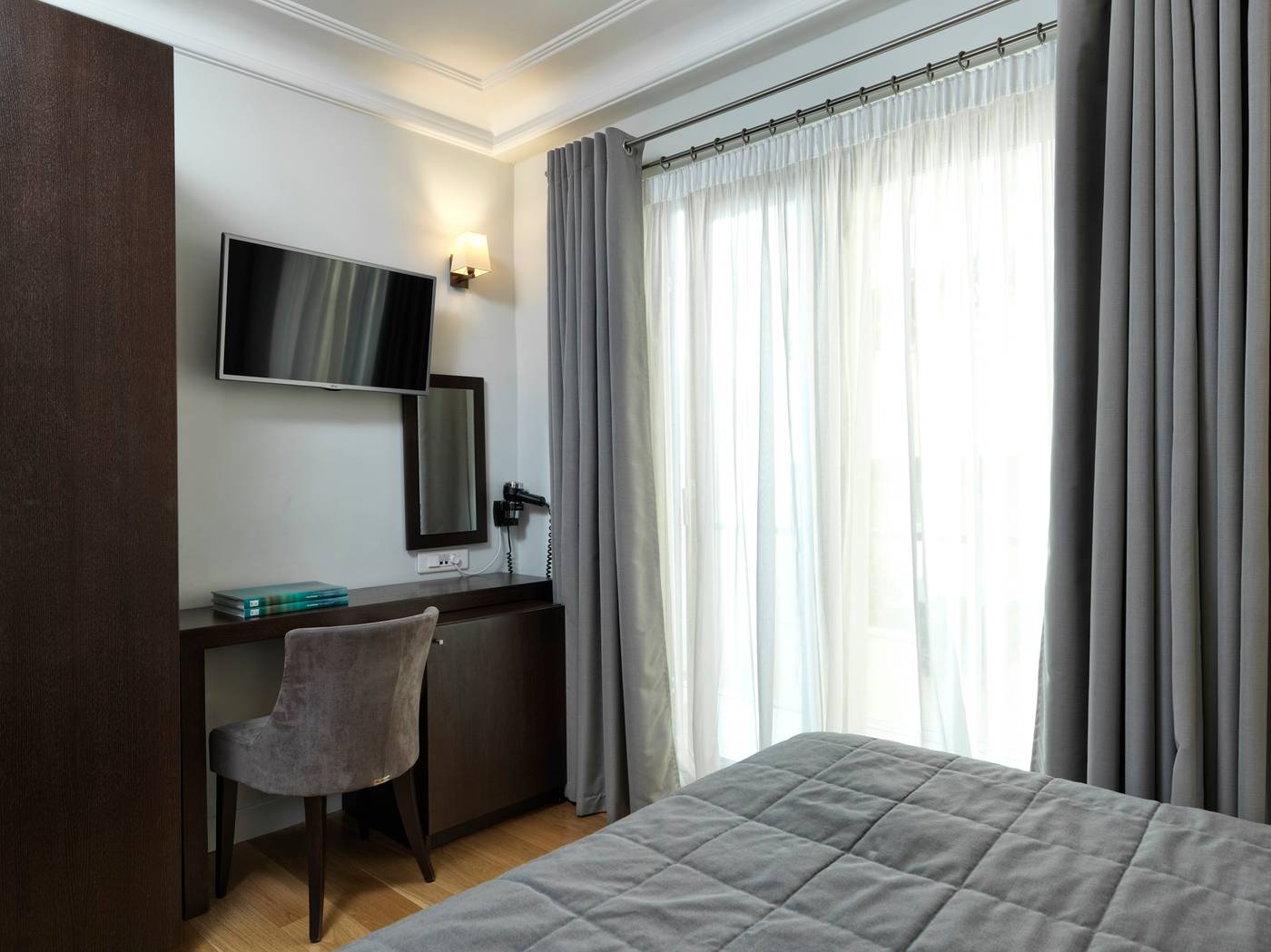 Hotel-Acropolis-Hill-Room-17