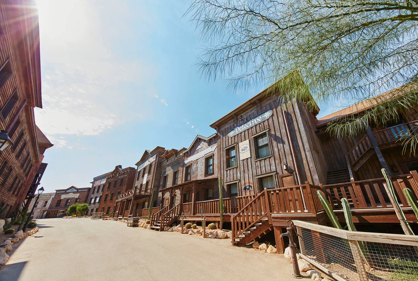 PortAventura-Hotel-Gold-River---Theme-Park-General-view-11