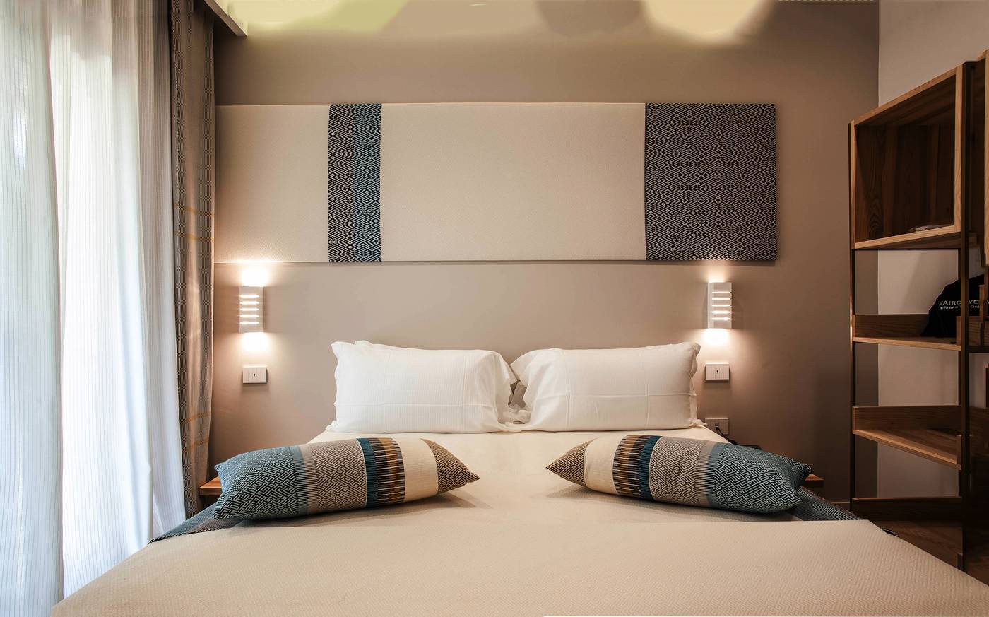 Noha-Lifestyle-Hotel---Adults-Only-Room-28