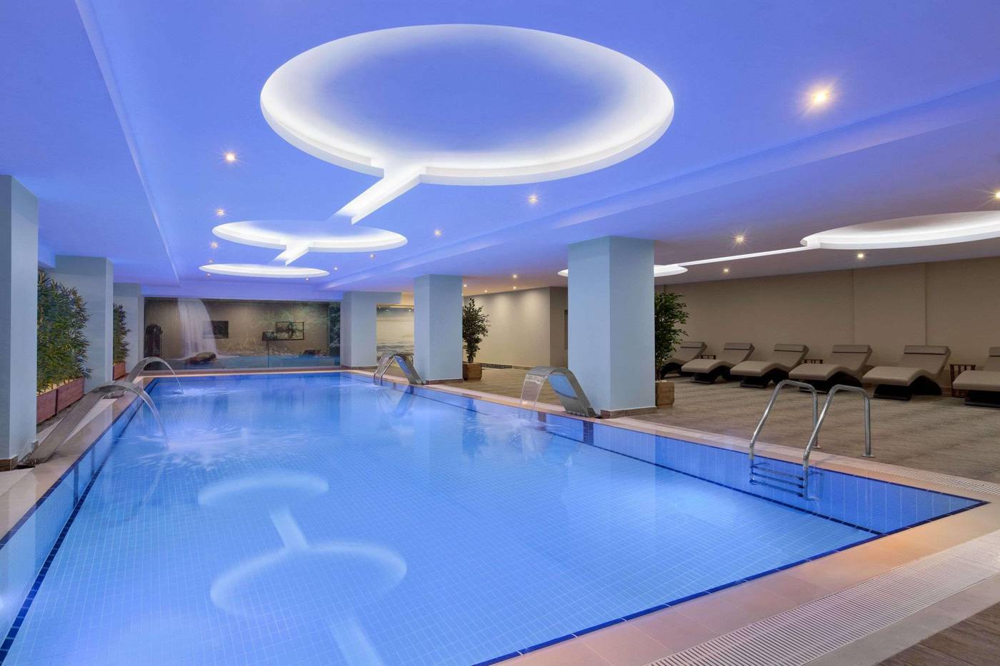 Ramada-Hotel---Suites-by--Istanbul-Merter-Pool-17