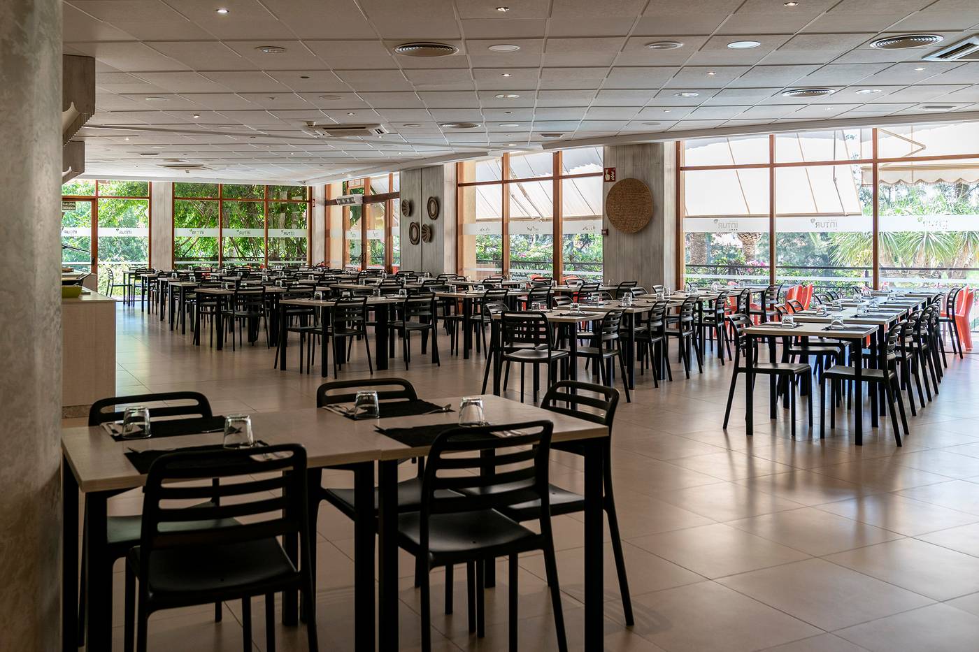 Intur-Orange-Restaurant-38