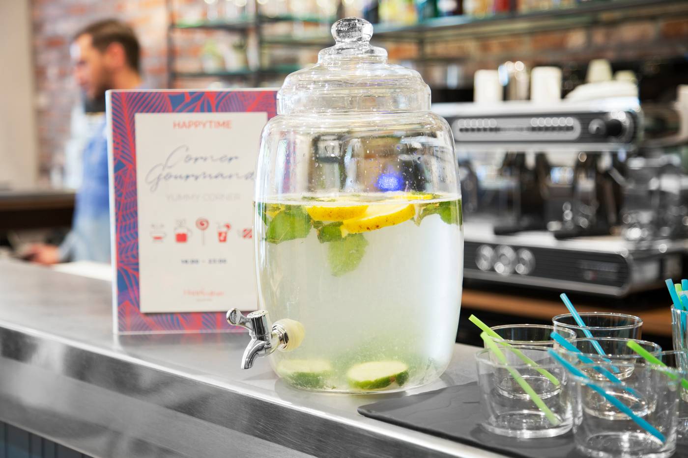 The-Playce-by-HappyCulture-Bar-25