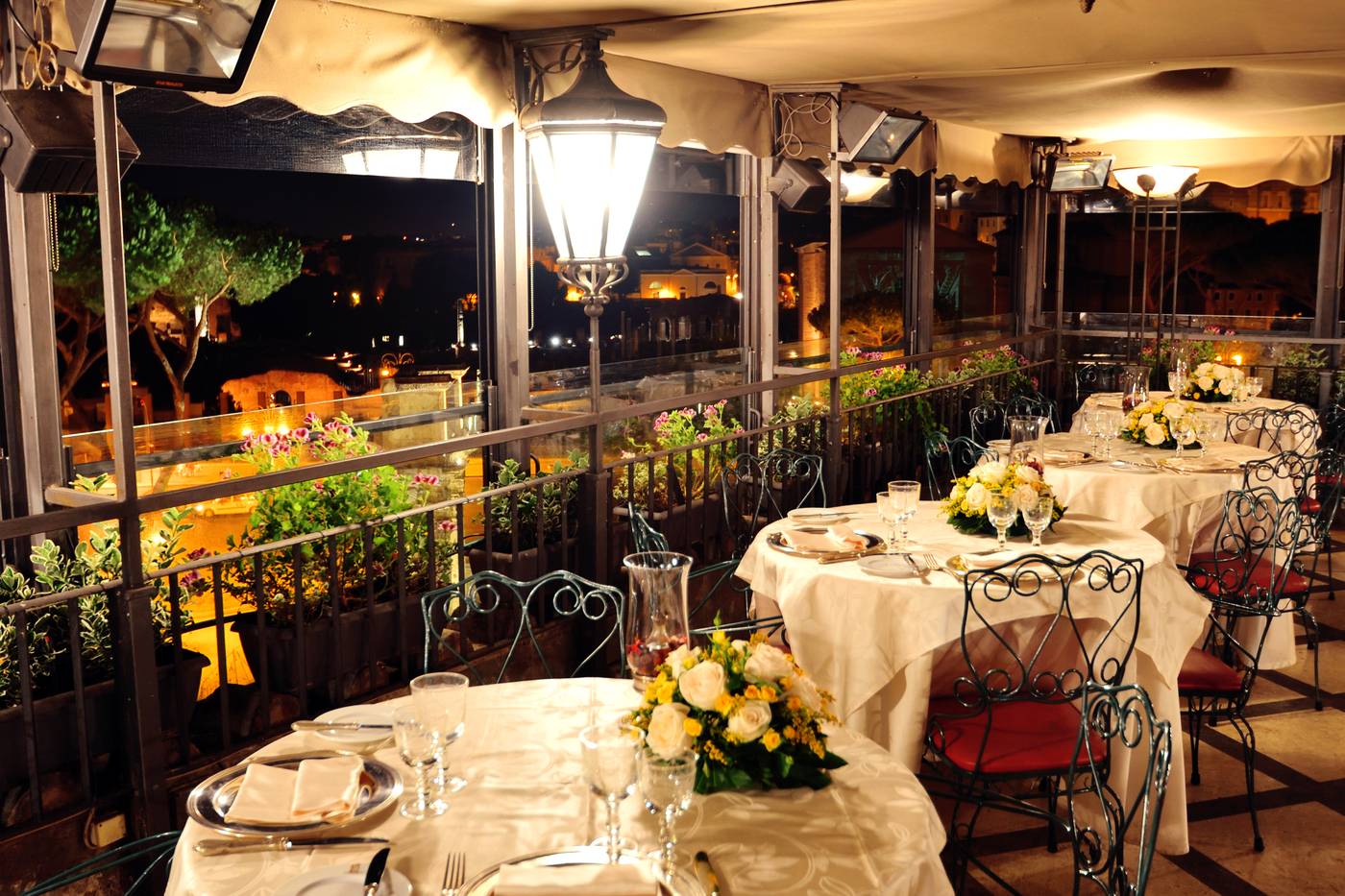 Hotel-Forum-Rome-Restaurant-68