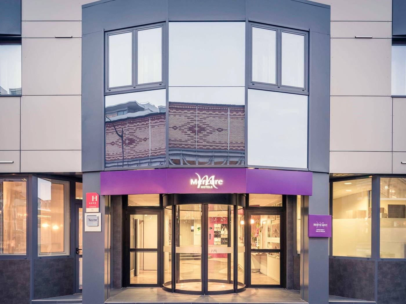 Hotel-Mercure-Paris-Bercy-Bibliotheque-Room-4