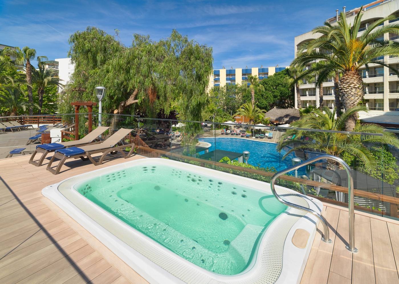 H10-Salou-Princess-Pool-7