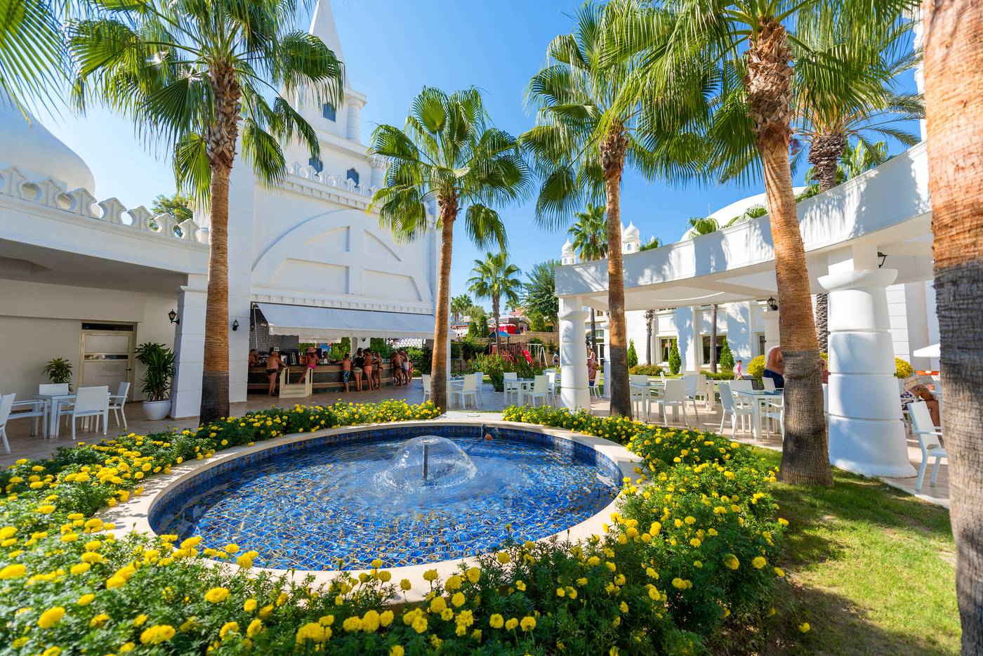 Kamelya-Aishen-K-Club-Bar-16