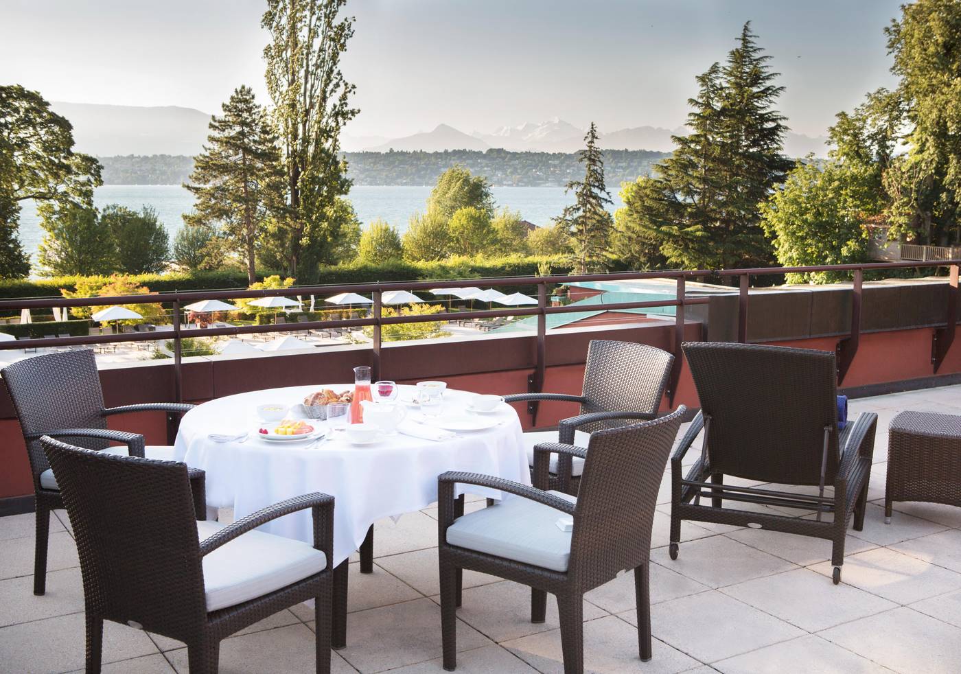 La-Reserve-Geneve---Hotel-Spa-and-Villa-Room-4