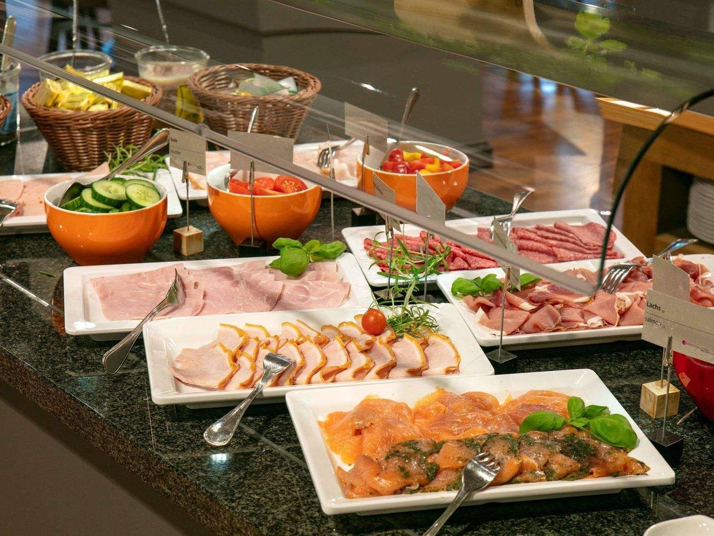 Ameron-Abion-Spreebogen-Waterside-Restaurant-32