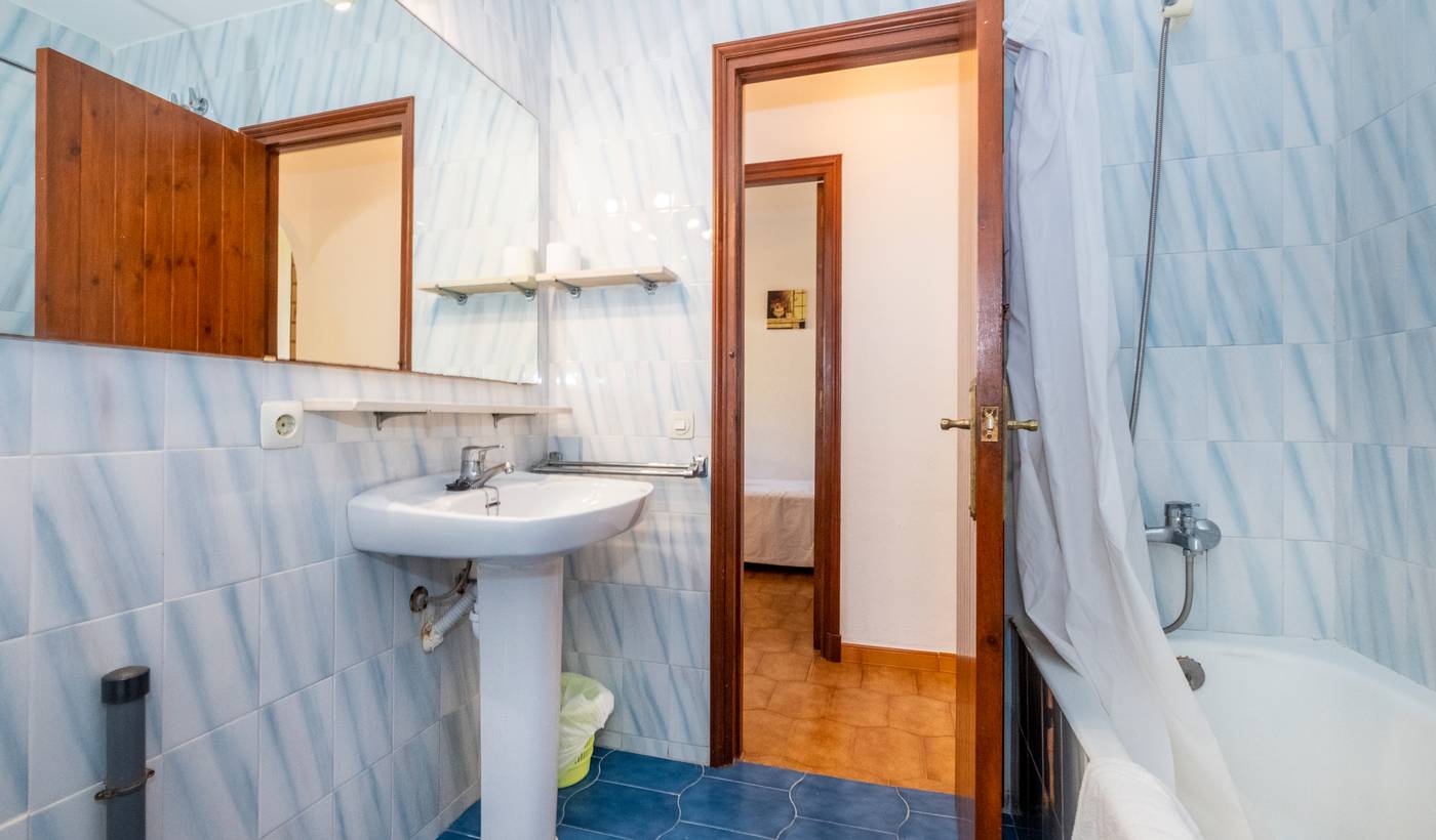 Son-Bou-Gardens-Room-68