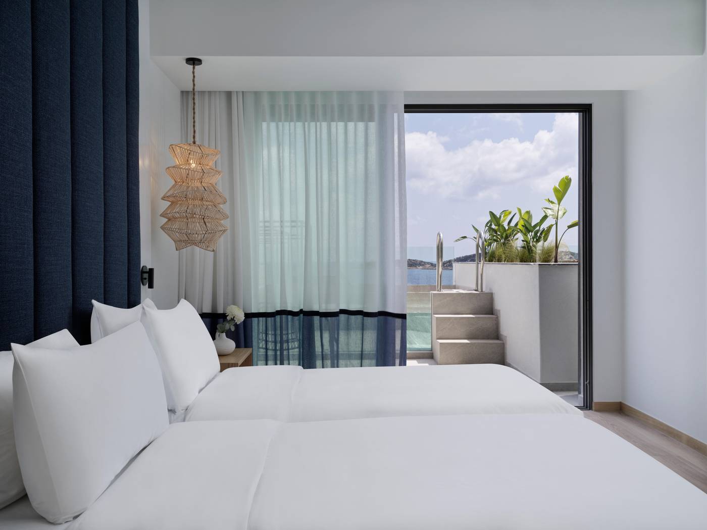 Avra-Collection-Hermes-Hotel-Room-23